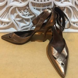Nine West “Virtue” bronze leather ankle strap heel